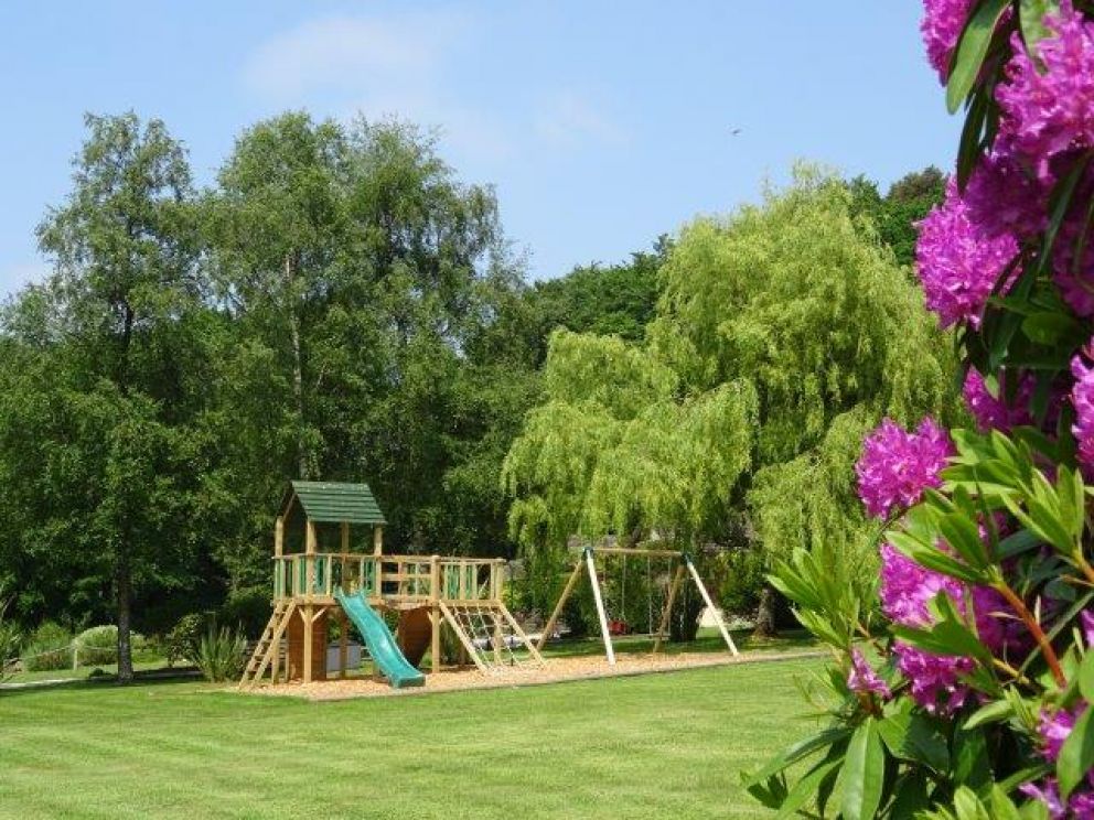 Holiday Cottages with Childrens Play