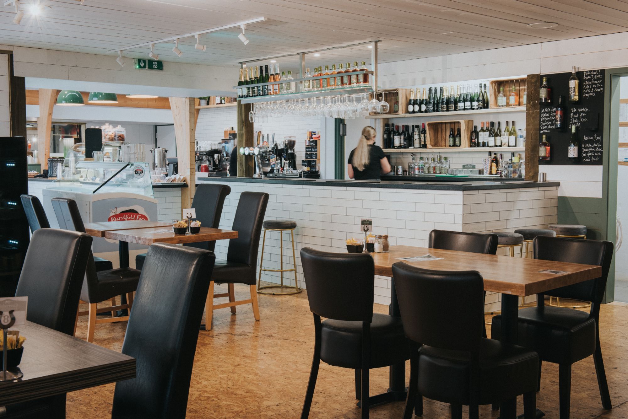 Dog friendly Holiday Cottages near Exeter Devon. Pets